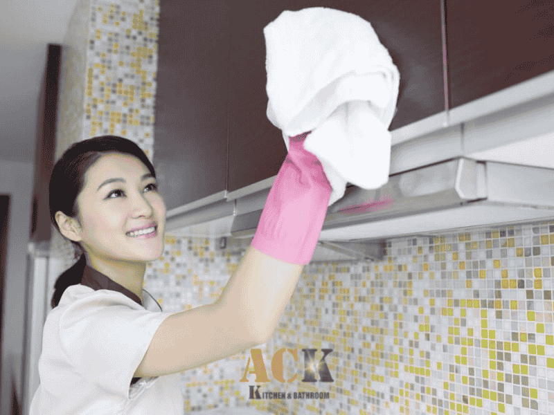 Bảo quản tủ bếp gỗ công nghiệp đúng cách